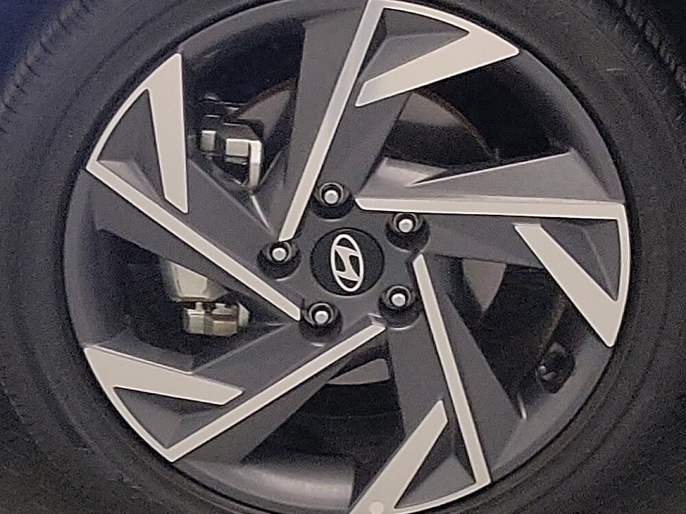 2025 Hyundai Elantra in Lubbock, TX 79424 - 18132889 31