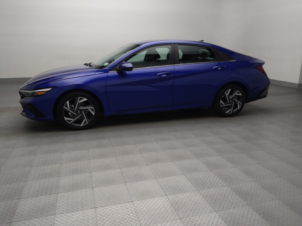2025 Hyundai Elantra in Lubbock, TX 79424 - 18132889 2
