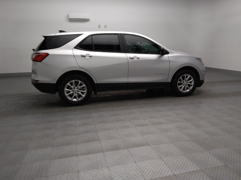 2020 Chevrolet Equinox in Arlington, TX 76011 - 18132890 10