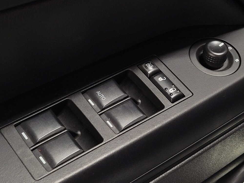 2017 Jeep Compass in Mobile, AL 36606 - 18132892 27