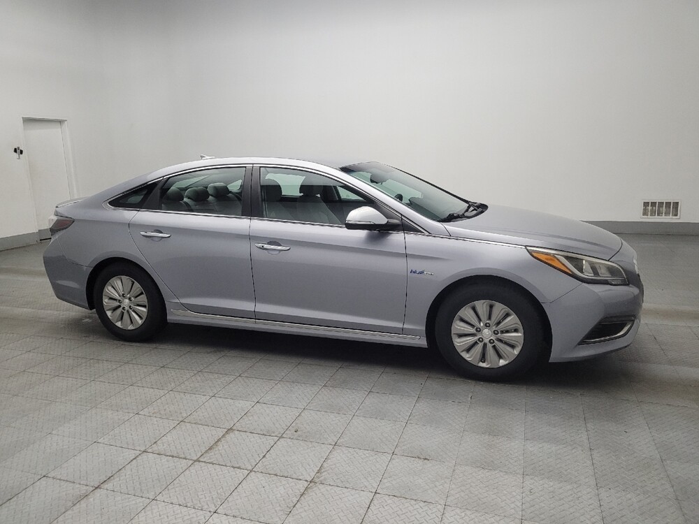 2016 Hyundai Sonata in Conyers, GA 30094 - 18132893 11