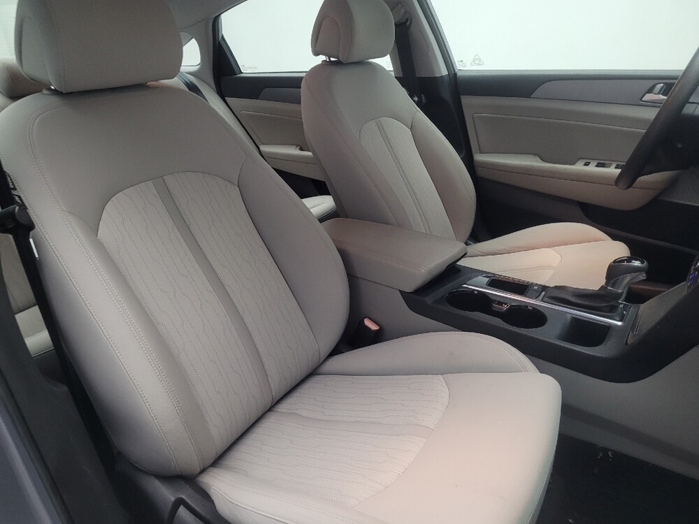 2016 Hyundai Sonata in Conyers, GA 30094 - 18132893 21