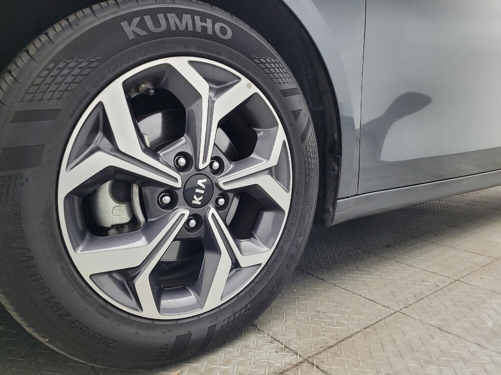 2021 Kia Forte in Jacksonville, FL 32210 - 18132900 31