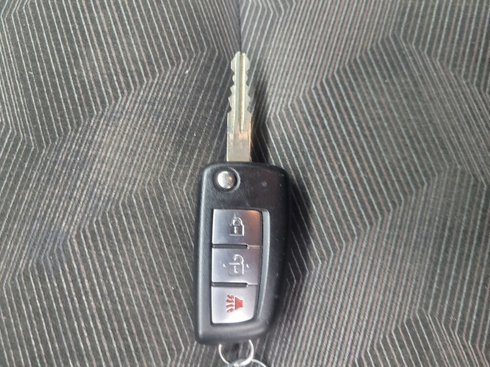 2016 Nissan Rogue in Ft Wayne, IN 46805 - 18132908 32