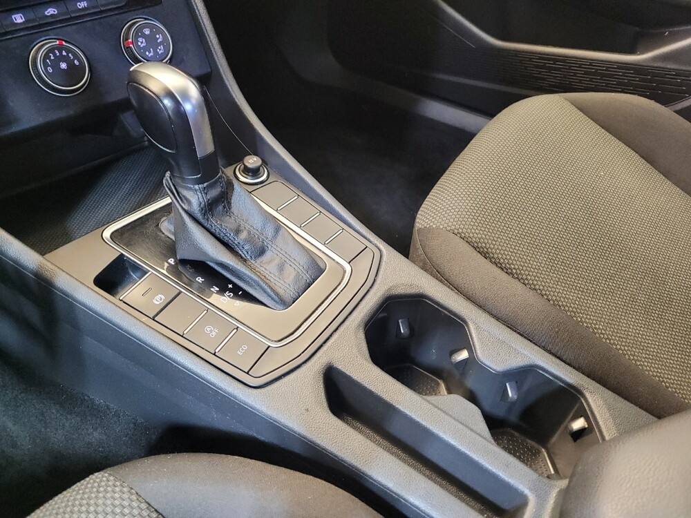 2020 Volkswagen Jetta in Cincinnati, OH 45255 - 18132910 26