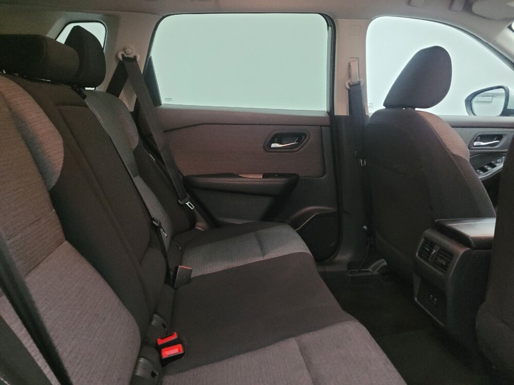 2023 Nissan Rogue in Columbus, OH 43228 - 18132916 19