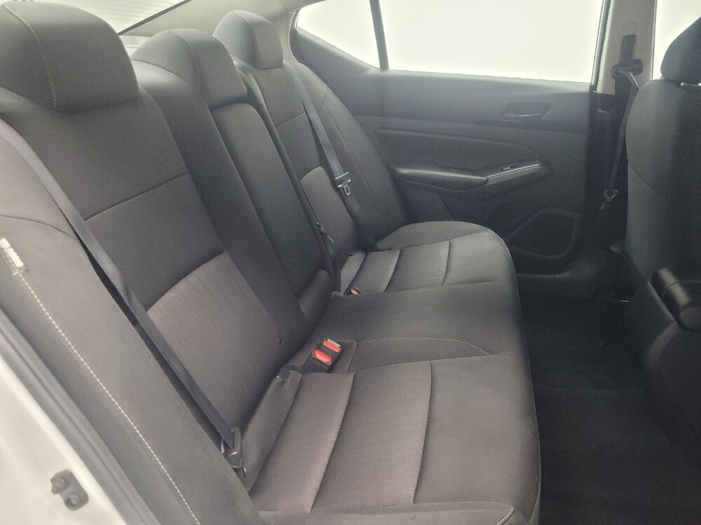 2023 Nissan Altima in Mishawaka, IN 46545 - 18132917 19