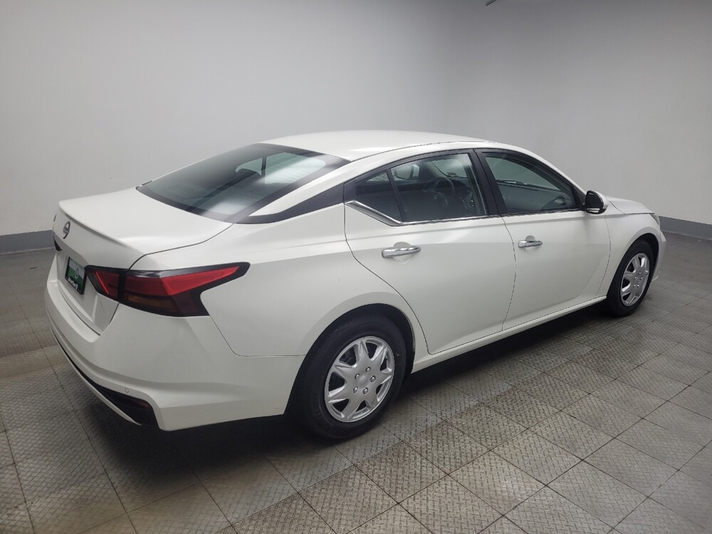 2023 Nissan Altima in Mishawaka, IN 46545 - 18132917 10
