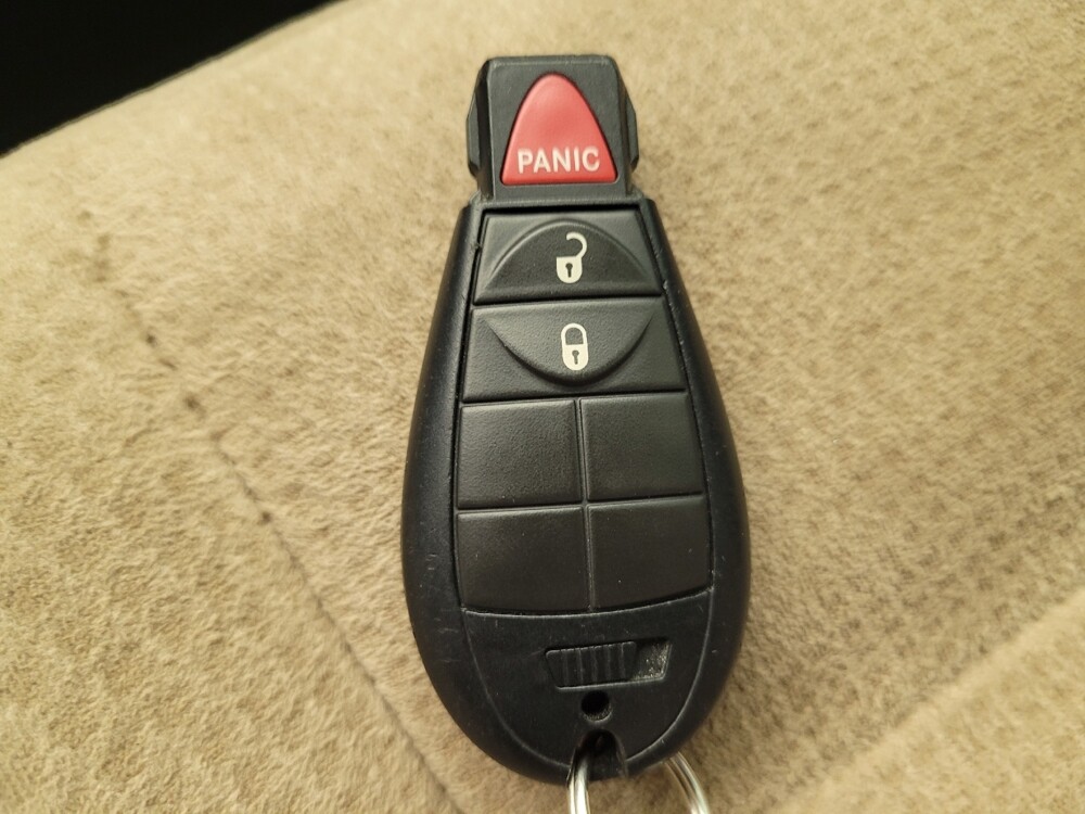 2015 Dodge Grand Caravan in Cincinnati, OH 45255 - 18132919 32