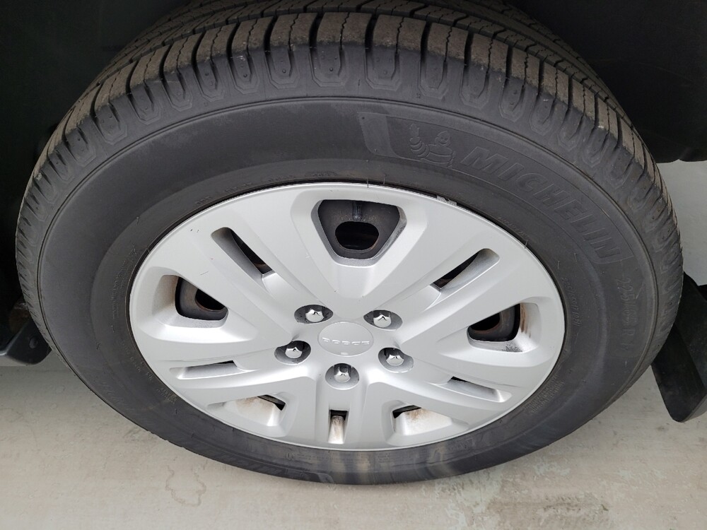 2015 Dodge Grand Caravan in Cincinnati, OH 45255 - 18132919 31