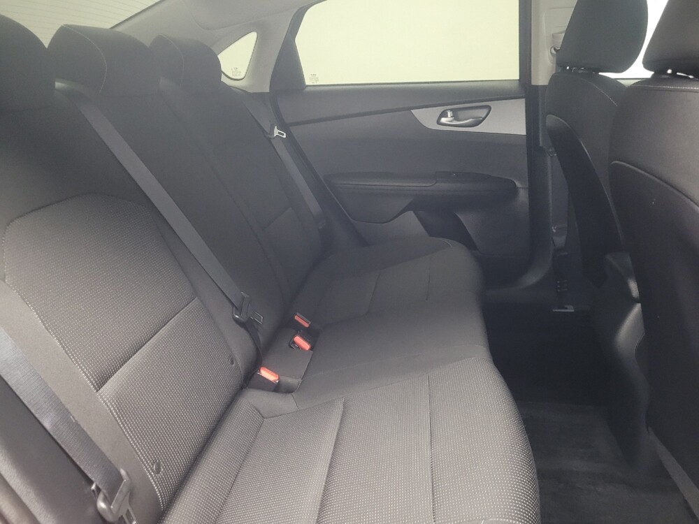 2020 Kia Forte in Indianapolis, IN 46219 - 18132927 19