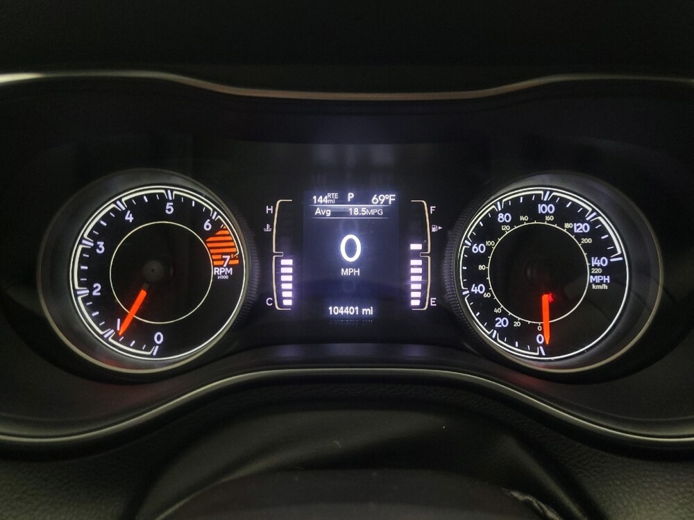 2019 Jeep Cherokee in Indianapolis, IN 46219 - 18132928 23