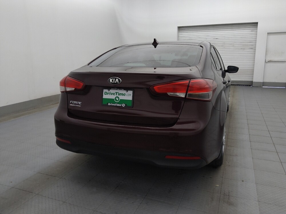 2017 Kia Forte in Charleston, SC 29414 - 18132936 7