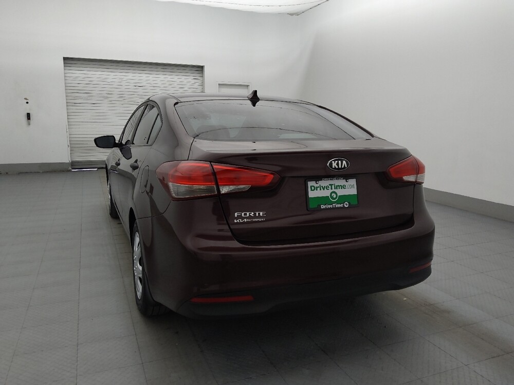 2017 Kia Forte in Charleston, SC 29414 - 18132936 6