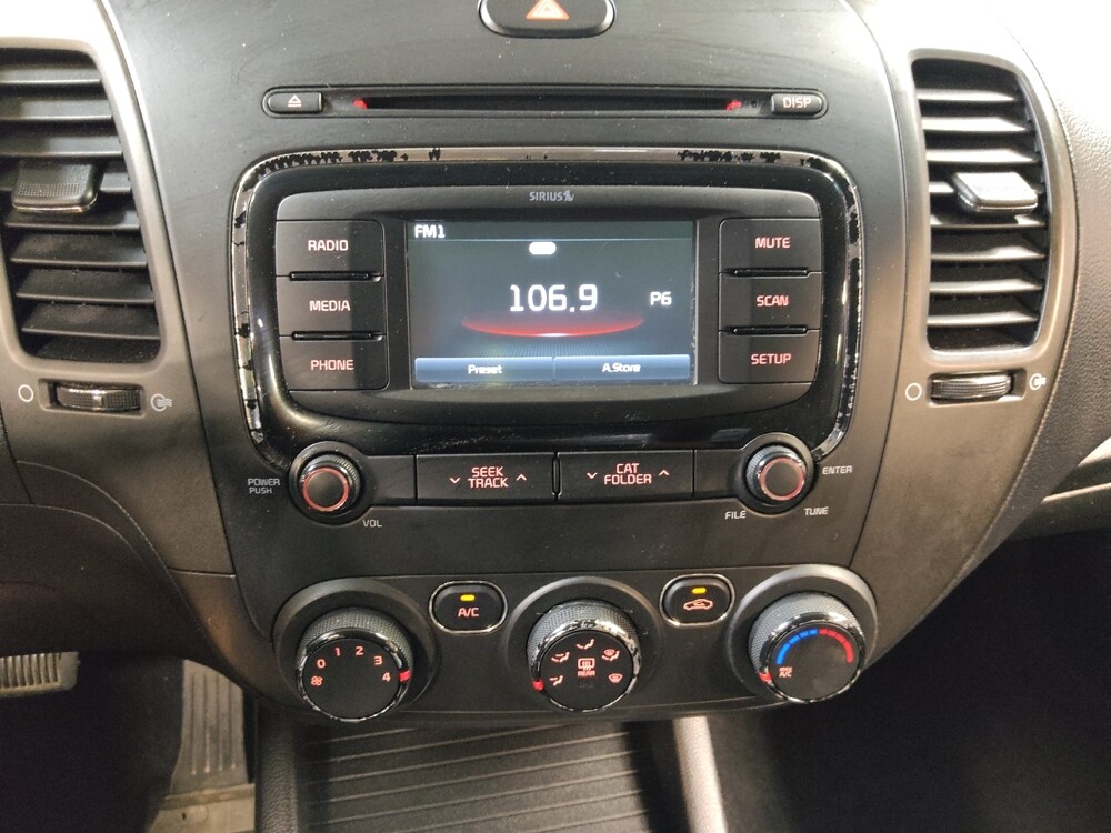 2017 Kia Forte in Charleston, SC 29414 - 18132936 25