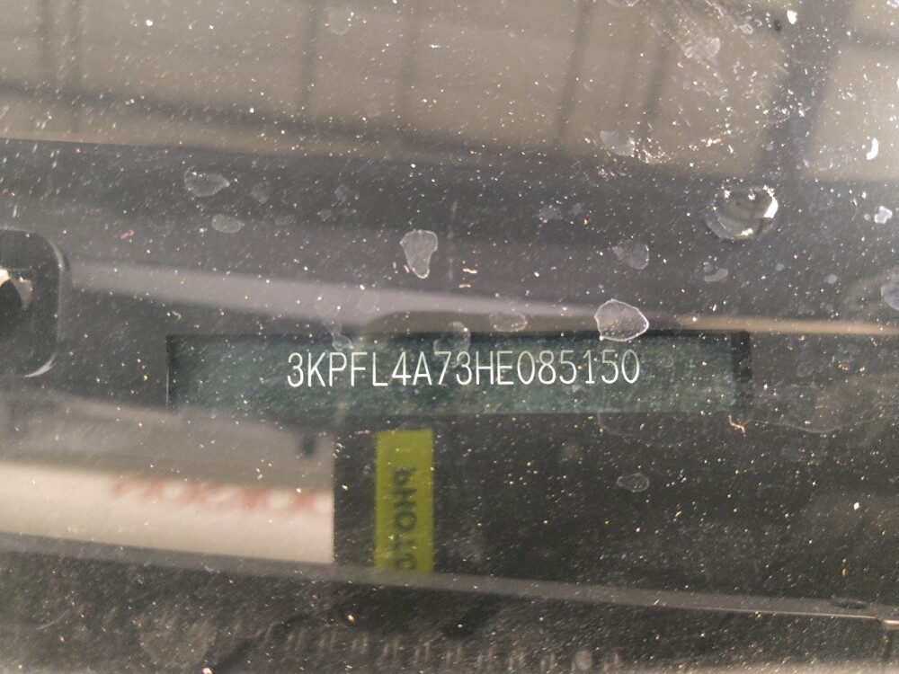 2017 Kia Forte in Charleston, SC 29414 - 18132936 33