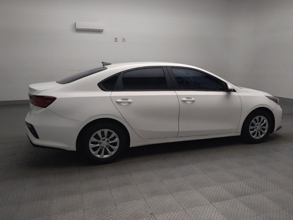 2021 Kia Forte in Fort Worth, TX 76116 - 18132938 10