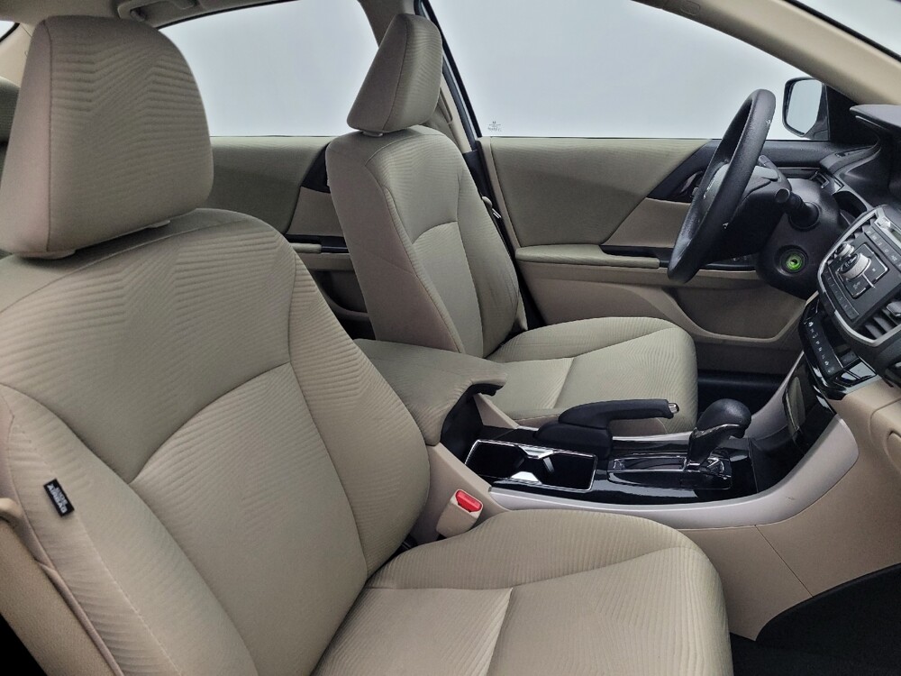 2016 Honda Accord in Ocala, FL 34471 - 18132940 21