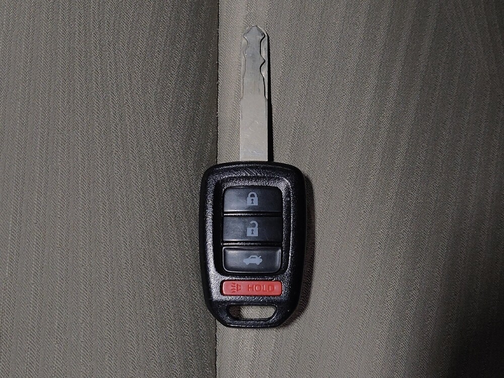 2016 Honda Accord in Ocala, FL 34471 - 18132940 32