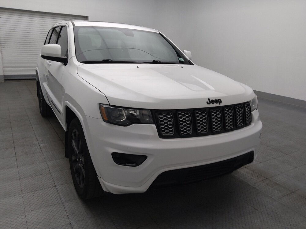 2019 Jeep Grand Cherokee in Gainesville, FL 32609 - 18132944 14
