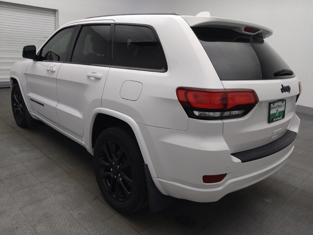 2019 Jeep Grand Cherokee in Gainesville, FL 32609 - 18132944 5