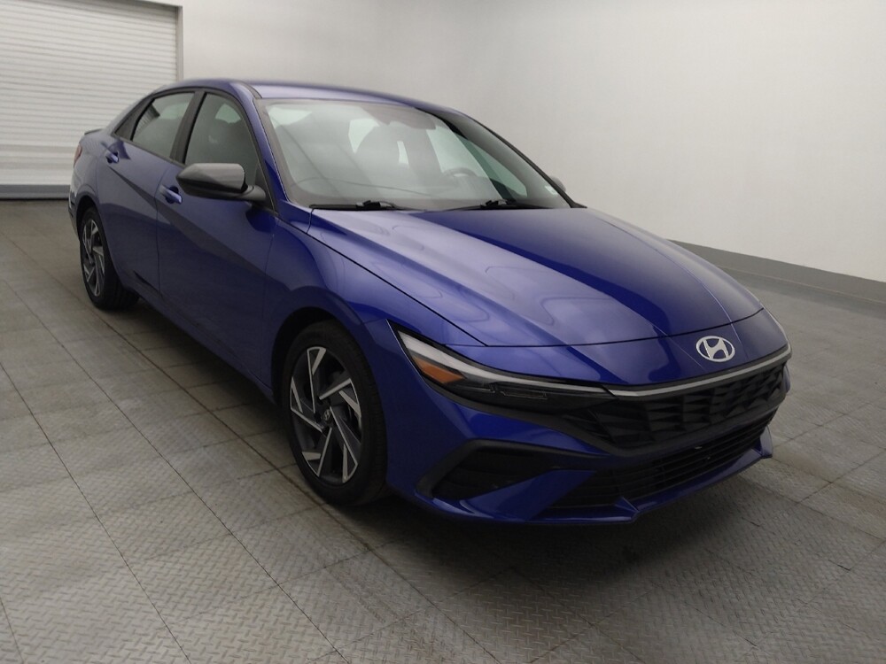 2025 Hyundai Elantra in Ocala, FL 34471 - 18132945 13