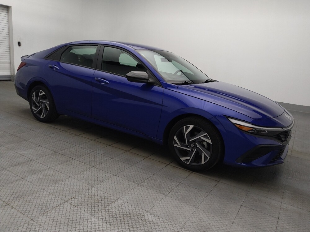 2025 Hyundai Elantra in Ocala, FL 34471 - 18132945 11