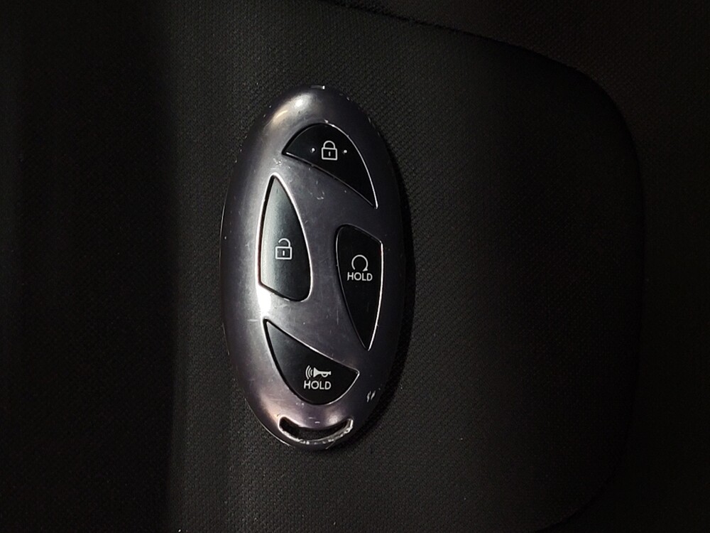 2025 Hyundai Elantra in Ocala, FL 34471 - 18132945 32