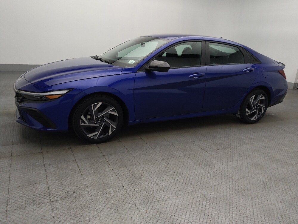 2025 Hyundai Elantra in Ocala, FL 34471 - 18132945 2