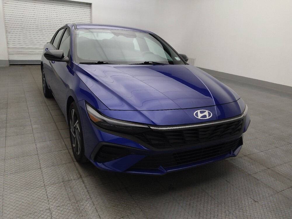 2025 Hyundai Elantra in Ocala, FL 34471 - 18132945 14