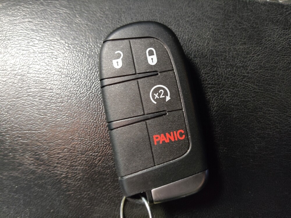 2020 Jeep Cherokee in Bradenton, FL 34207 - 18132946 32