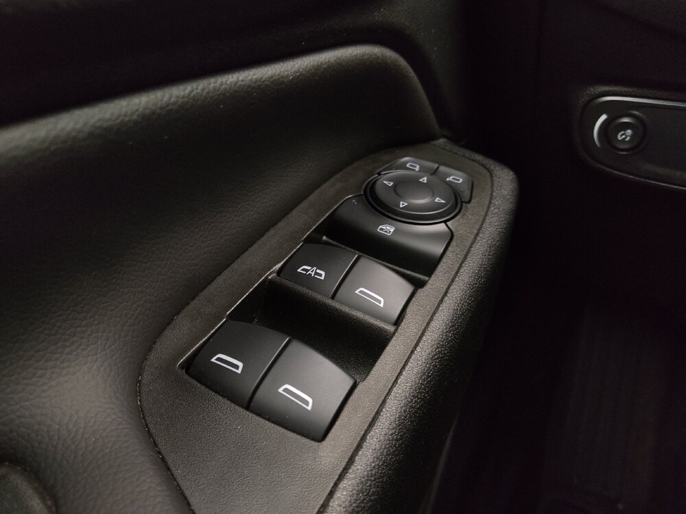 2023 Chevrolet Equinox in Gladstone, MO 64118 - 18132949 27