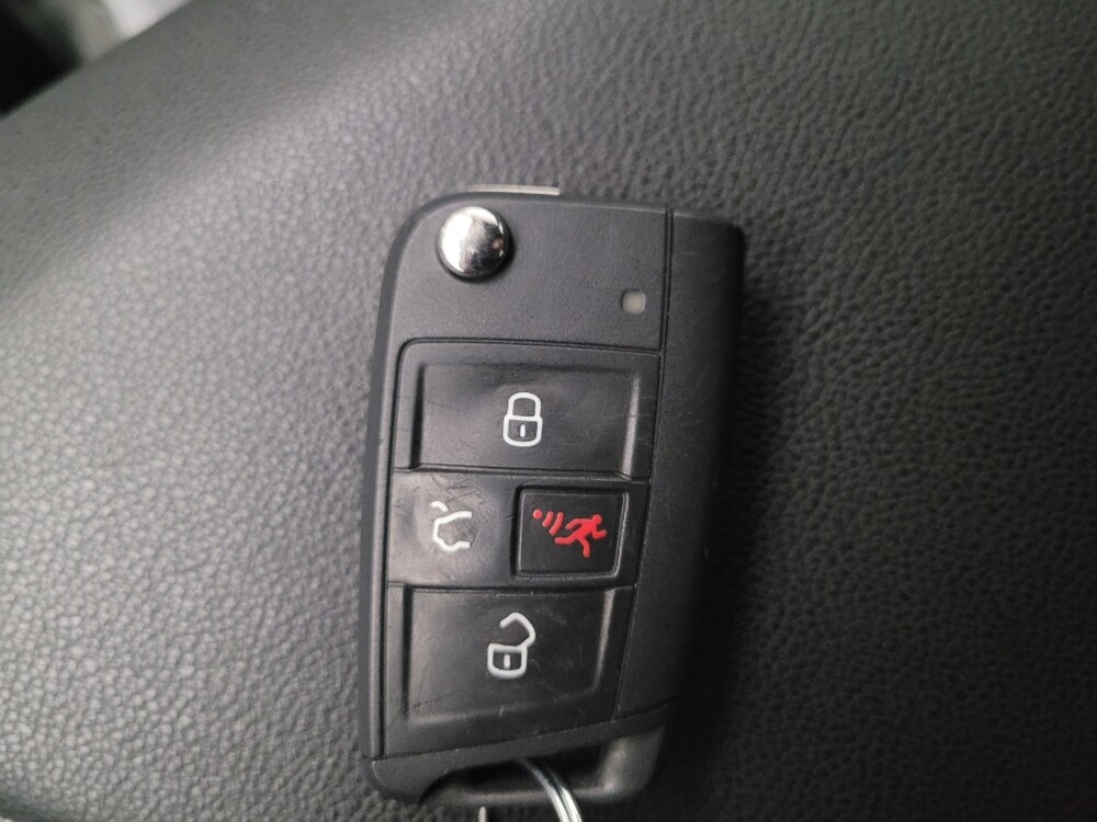 2025 Volkswagen Jetta in Torrance, CA 90504 - 18132954 32