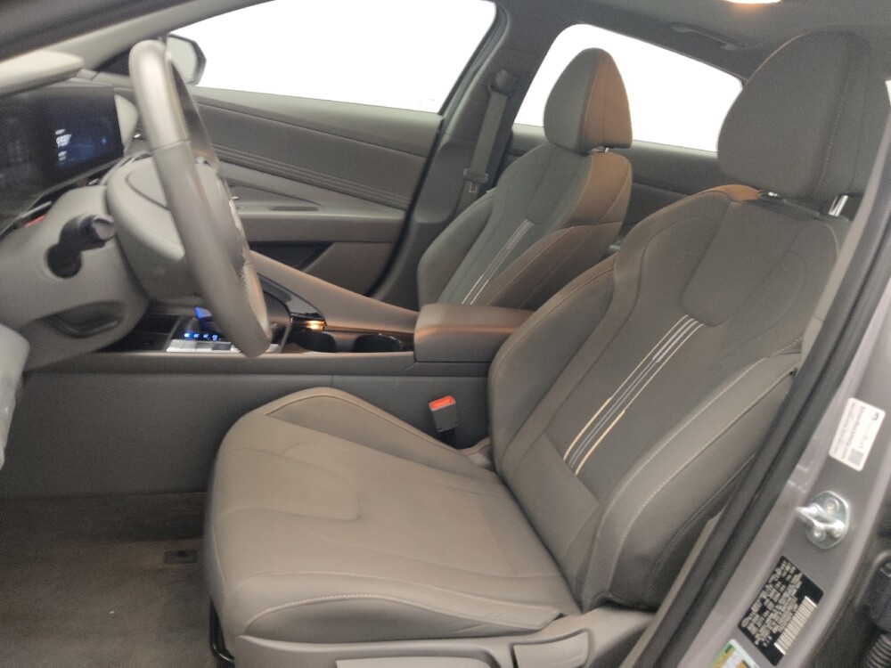 2025 Hyundai Elantra in Pelham, AL 35124 - 18132960 17