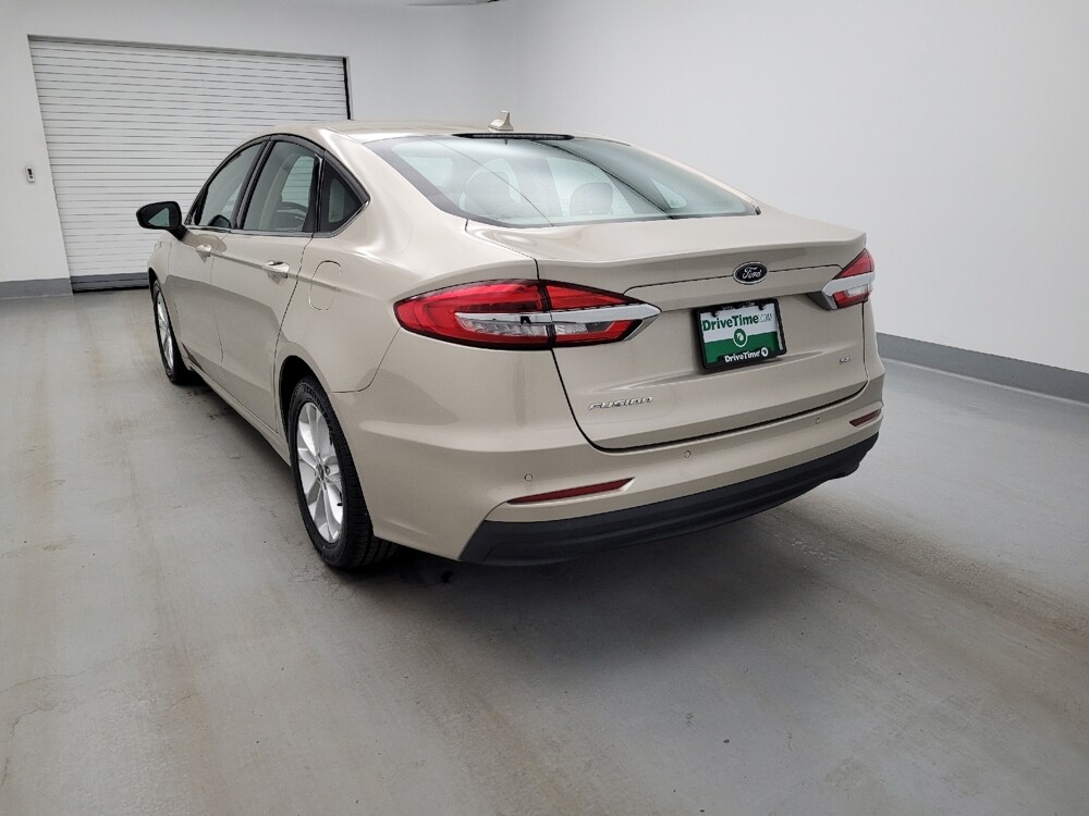 2019 Ford Fusion in Cincinnati, OH 45255 - 18132962 5