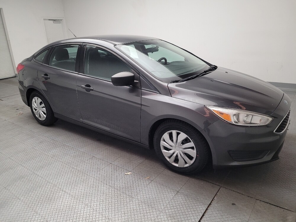 2017 Ford Focus in Riverside, CA 92504 - 18132966 11