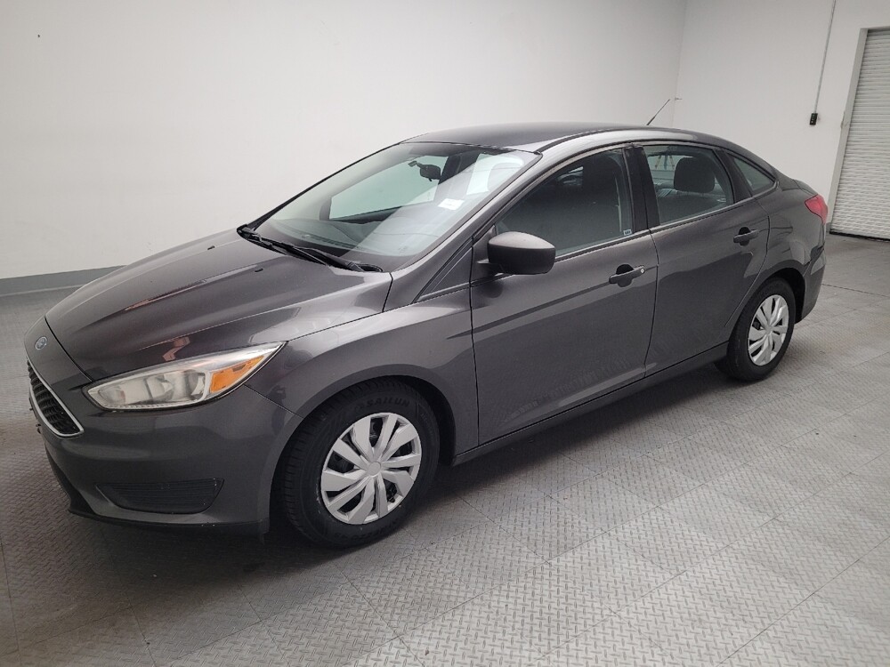 2017 Ford Focus in Riverside, CA 92504 - 18132966 2