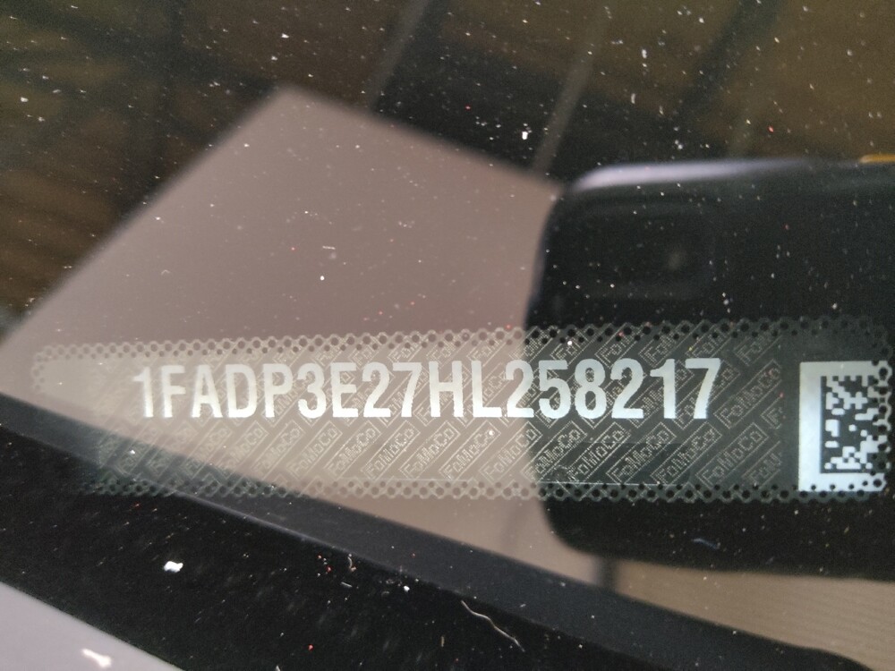 2017 Ford Focus in Riverside, CA 92504 - 18132966 33