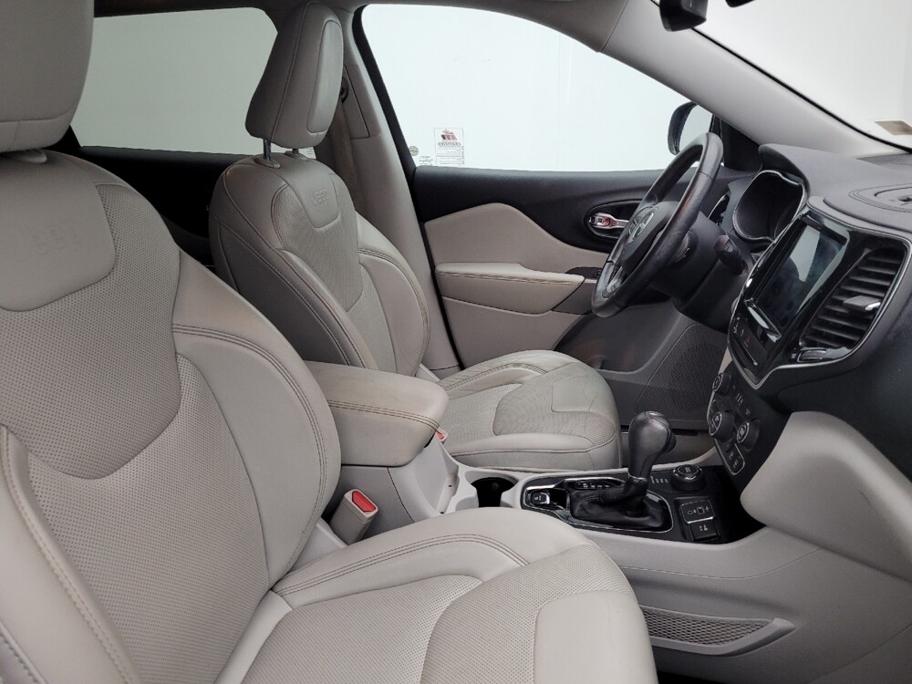 2019 Jeep Cherokee in Winston-Salem, NC 27103 - 18132969 21