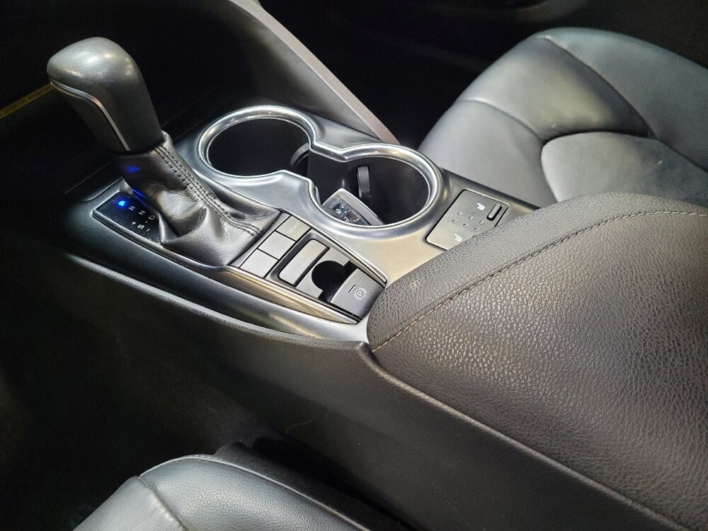 2019 Toyota Camry in Downey, CA 90241 - 18132970 26