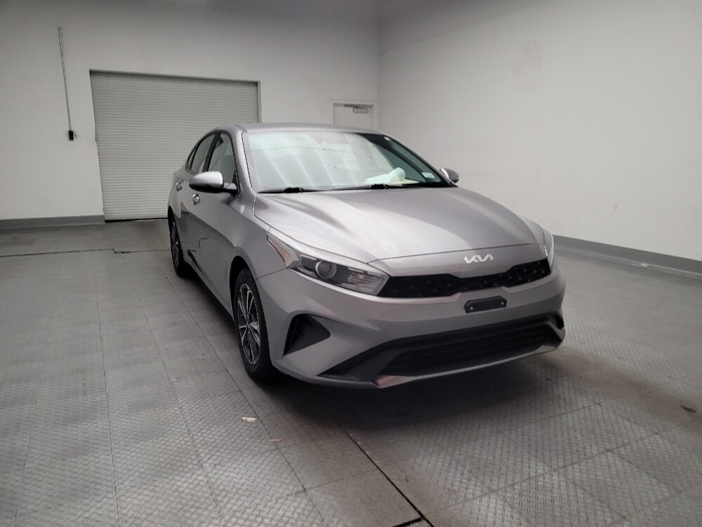 2024 Kia Forte in Downey, CA 90241 - 18132971 14