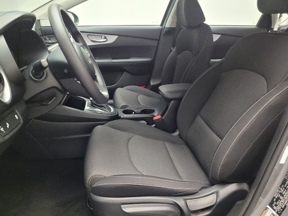 2024 Kia Forte in Downey, CA 90241 - 18132971 17