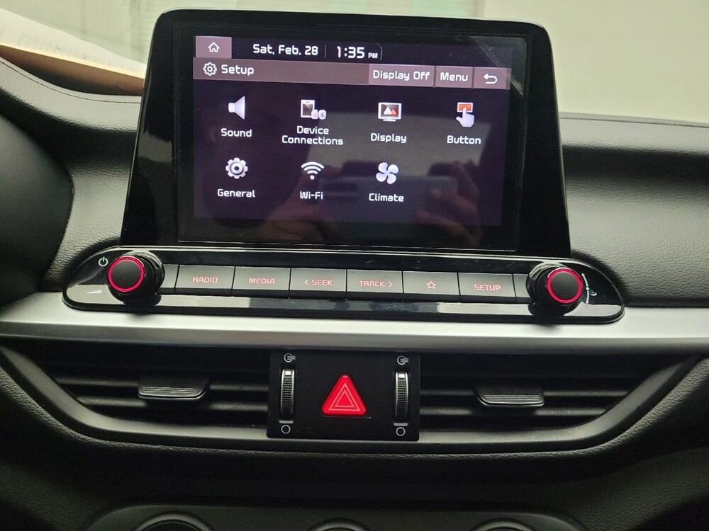 2024 Kia Forte in Downey, CA 90241 - 18132971 25