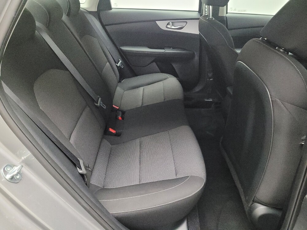 2024 Kia Forte in Downey, CA 90241 - 18132971 19