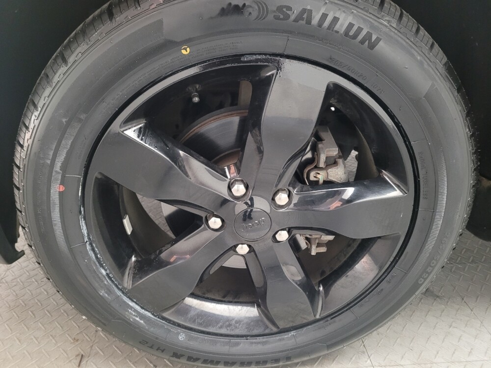 2016 Jeep Grand Cherokee in Downey, CA 90241 - 18132972 31