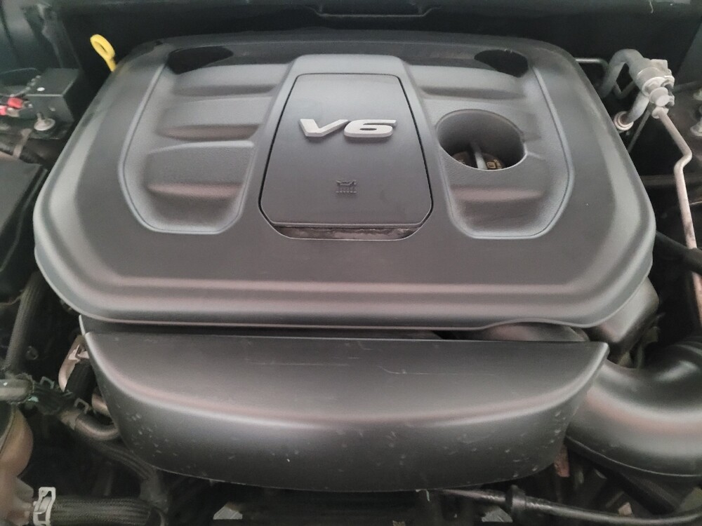 2016 Jeep Grand Cherokee in Downey, CA 90241 - 18132972 30