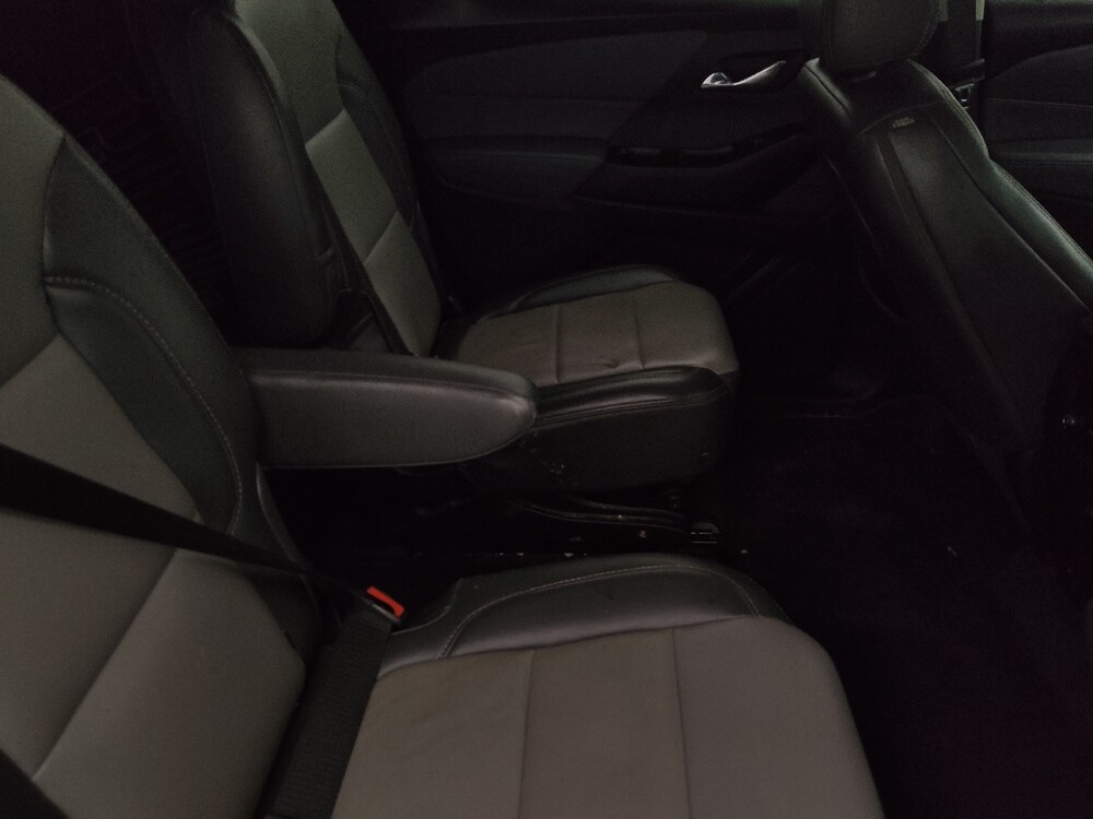 2019 Chevrolet Traverse in Charleston, SC 29414 - 18132973 19