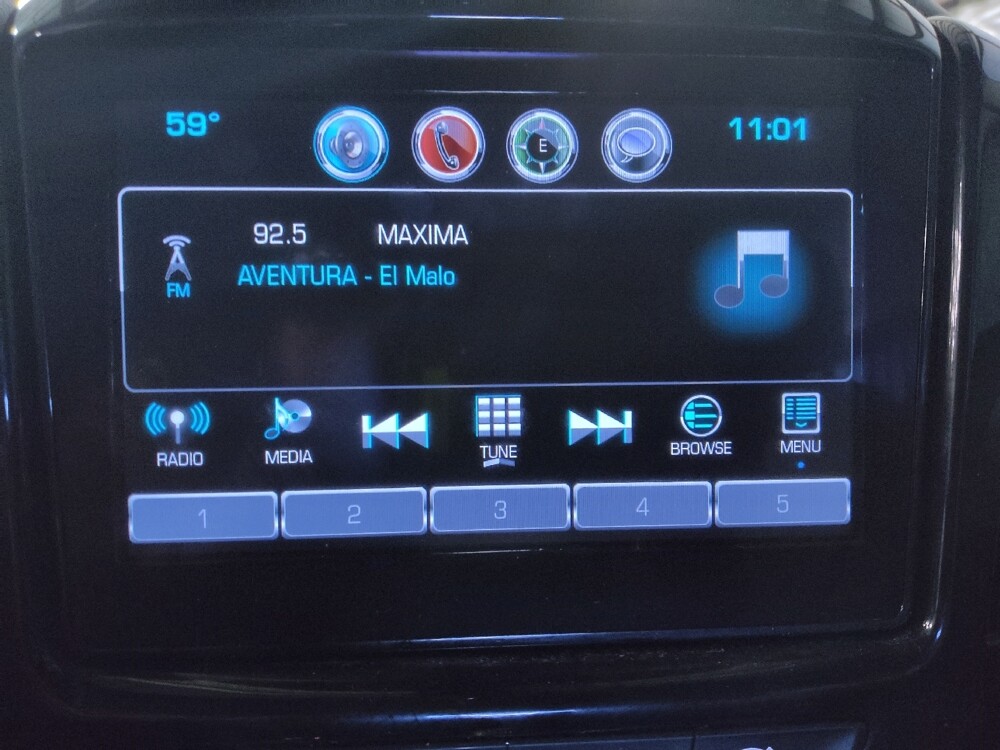 2019 Chevrolet Traverse in Charleston, SC 29414 - 18132973 25