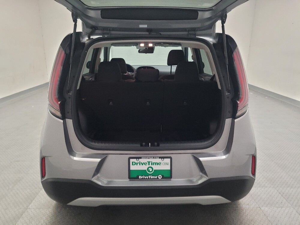 2025 Kia Soul in Downey, CA 90241 - 18132975 29