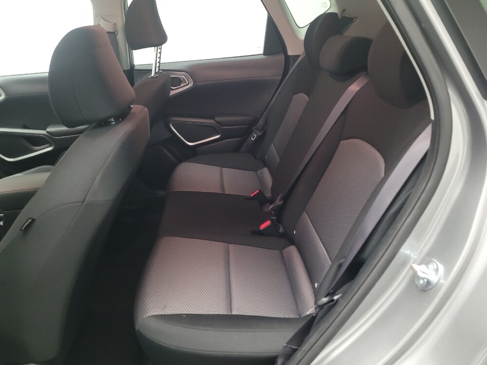 2025 Kia Soul in Downey, CA 90241 - 18132975 18